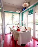 Bluejay Residences Hong Kong 3*,
