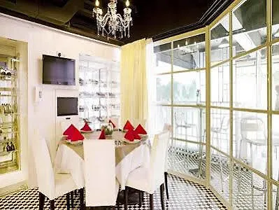 Bluejay Residences Hong Kong Hotel